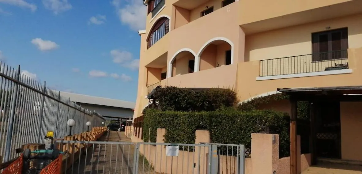 Olbia House Διαμέρισμα 0*,